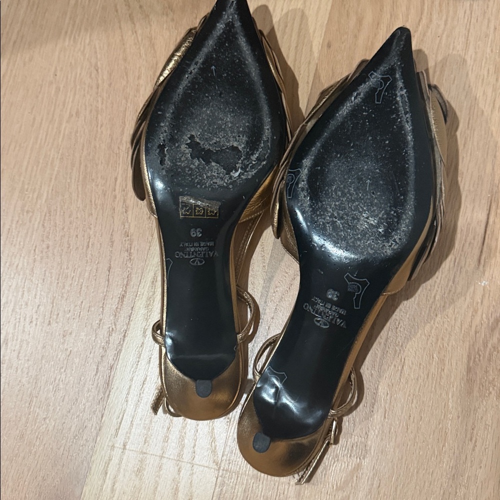 Valentino Garavani size 39 - Picture 9 of 9